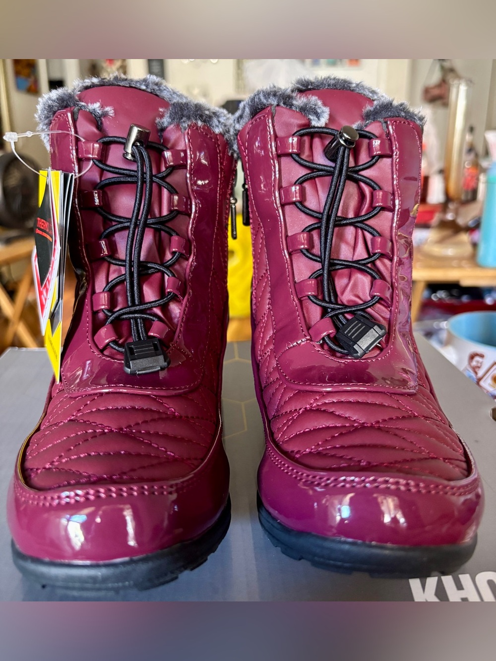 KHOMBU Molly W Women’s Winter/Snow Boots – Burgundy – Size 5 Wide